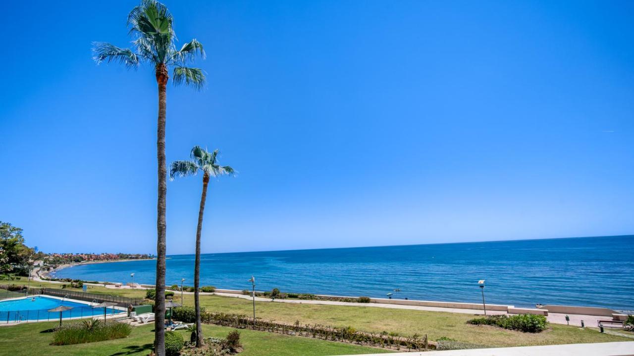 Beach-Line Apartment With 3 Bedrooms In 埃斯特波纳 外观 照片